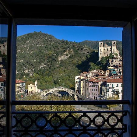 Bed and Breakfast Il Nido Di Rondine Dolceacqua Exterior foto
